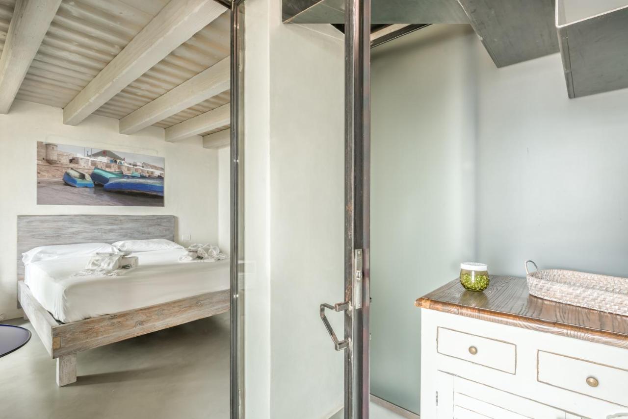 Sound Of Silence, Terre Marine Villa กอร์นิญา ภายนอก รูปภาพ